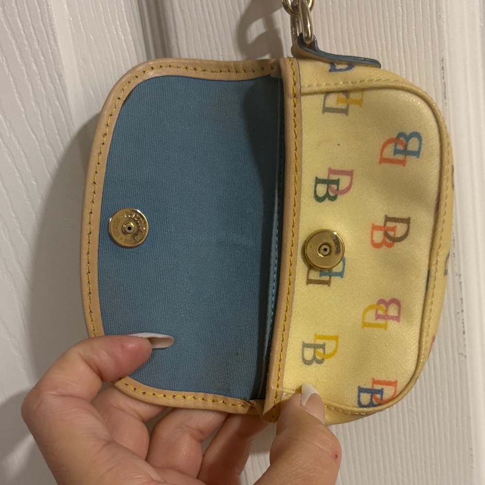 Dooney & Bourke DB Patterned Wristlet - Picture 4 of 7